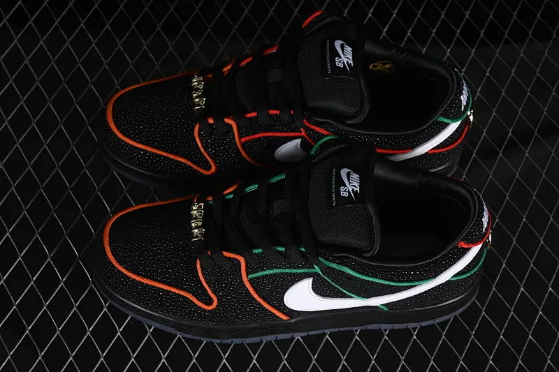 All categories Nk SB Dunk Series Nk SB Dunk Low low-top sneakers Bronx Girls Skate x Nike SB Dunk Low joint model low-top casual skateboard shoes HV1664-001